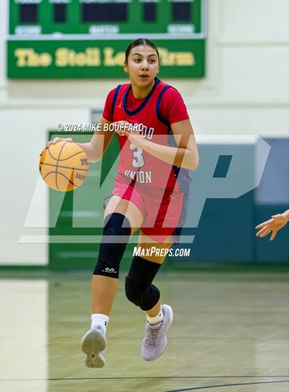Thumbnail 2 in Bakersfield Christian vs Redondo Union (Santa Barbara Tournament of Champions) photogallery.