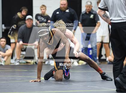 Thumbnail 2 in Southwest Onslow vs Croatan (Blood Penu Duals) photogallery.