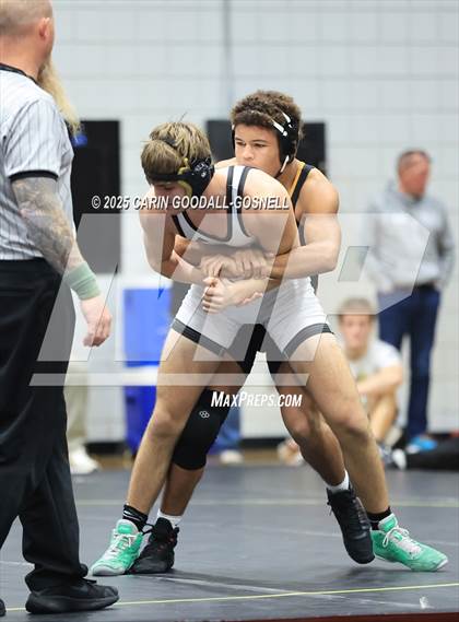 Thumbnail 3 in Southwest Onslow vs Croatan (Blood Penu Duals) photogallery.
