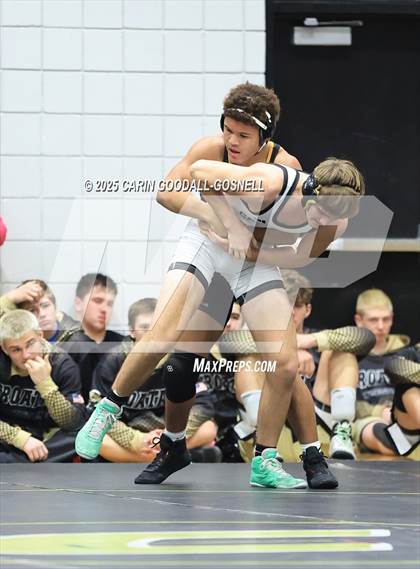 Thumbnail 2 in Southwest Onslow vs Croatan (Blood Penu Duals) photogallery.