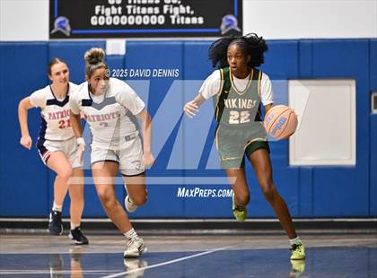 Thumbnail 1 in Liberty vs. West (Thanksgiving Hoopfest) photogallery.