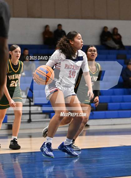 Thumbnail 3 in Liberty vs. West (Thanksgiving Hoopfest) photogallery.