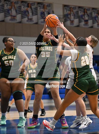 Thumbnail 2 in Liberty vs. West (Thanksgiving Hoopfest) photogallery.