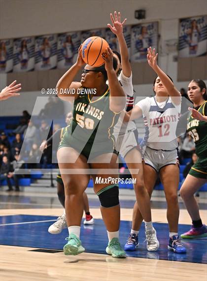 Thumbnail 2 in Liberty vs. West (Thanksgiving Hoopfest) photogallery.