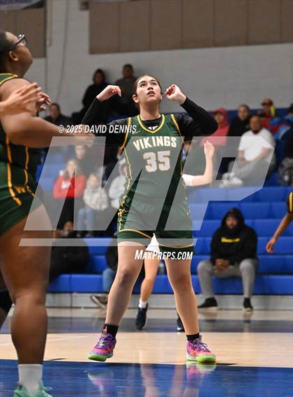 Thumbnail 2 in Liberty vs. West (Thanksgiving Hoopfest) photogallery.