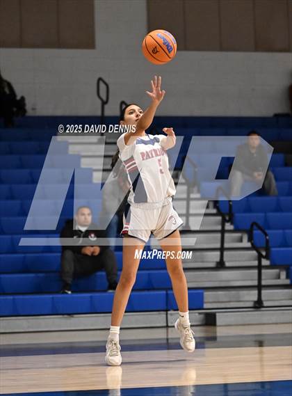 Thumbnail 1 in Liberty vs. West (Thanksgiving Hoopfest) photogallery.