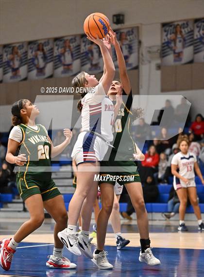 Thumbnail 3 in Liberty vs. West (Thanksgiving Hoopfest) photogallery.