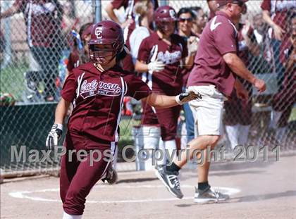 Thumbnail 2 in Calvary Chapel vs. Oxford Academy (CIF SS Semifinal) photogallery.