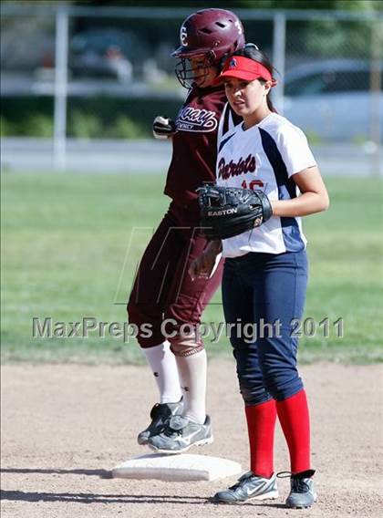 Thumbnail 3 in Calvary Chapel vs. Oxford Academy (CIF SS Semifinal) photogallery.