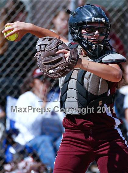 Thumbnail 2 in Calvary Chapel vs. Oxford Academy (CIF SS Semifinal) photogallery.