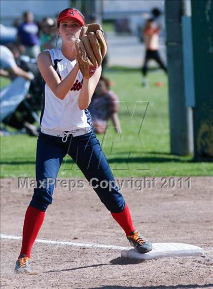 Thumbnail 2 in Calvary Chapel vs. Oxford Academy (CIF SS Semifinal) photogallery.