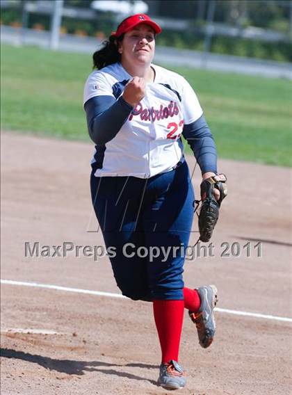 Thumbnail 3 in Calvary Chapel vs. Oxford Academy (CIF SS Semifinal) photogallery.