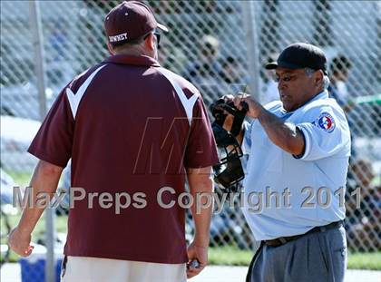 Thumbnail 3 in Calvary Chapel vs. Oxford Academy (CIF SS Semifinal) photogallery.