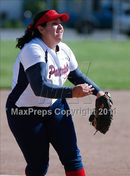 Thumbnail 2 in Calvary Chapel vs. Oxford Academy (CIF SS Semifinal) photogallery.