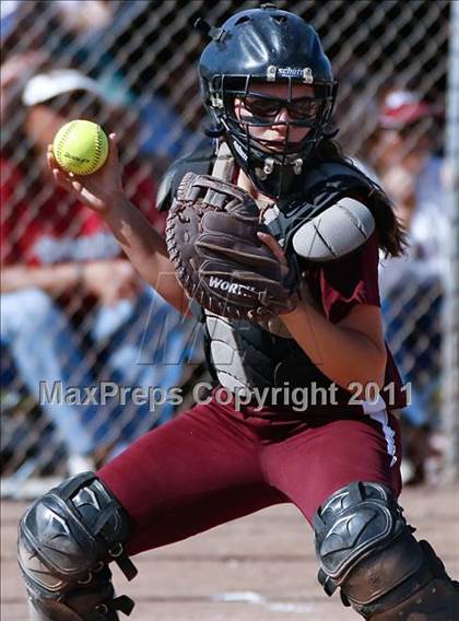 Thumbnail 2 in Calvary Chapel vs. Oxford Academy (CIF SS Semifinal) photogallery.