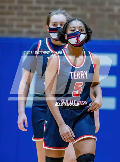 Thumbnail 2 in Terry Sanford @ Westover photogallery.