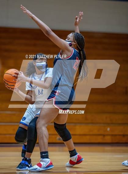 Thumbnail 3 in Terry Sanford @ Westover photogallery.