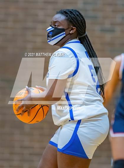 Thumbnail 1 in Terry Sanford @ Westover photogallery.