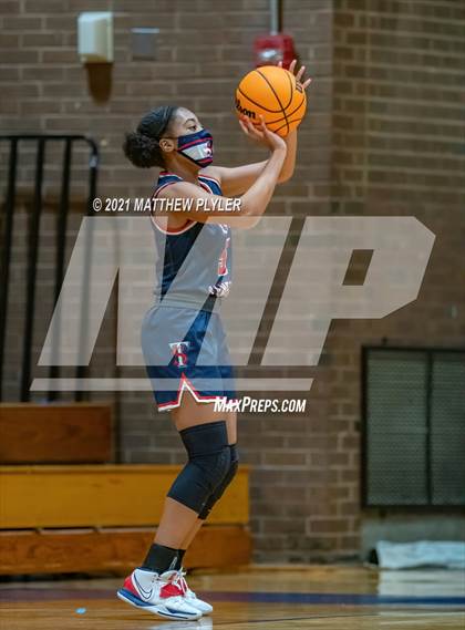 Thumbnail 1 in Terry Sanford @ Westover photogallery.