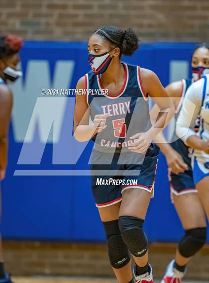 Thumbnail 3 in Terry Sanford @ Westover photogallery.