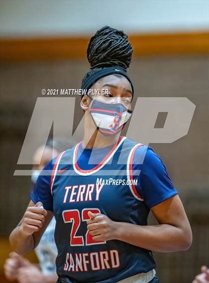 Thumbnail 3 in Terry Sanford @ Westover photogallery.