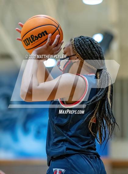 Thumbnail 1 in Terry Sanford @ Westover photogallery.