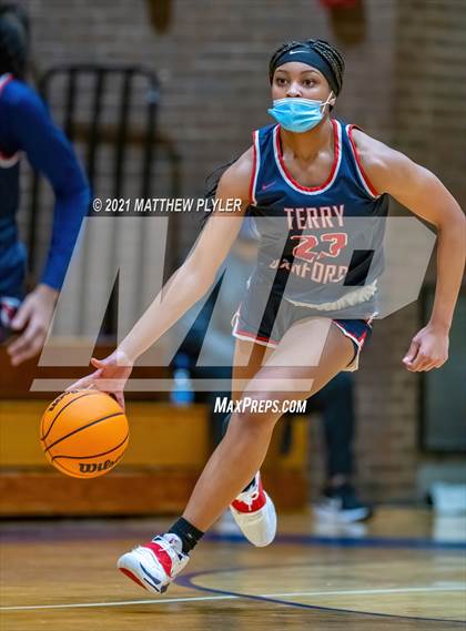 Thumbnail 1 in Terry Sanford @ Westover photogallery.