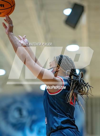 Thumbnail 2 in Terry Sanford @ Westover photogallery.