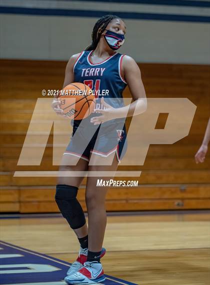 Thumbnail 2 in Terry Sanford @ Westover photogallery.