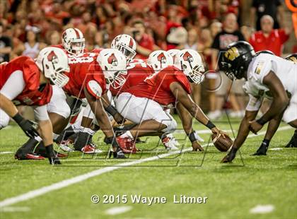Thumbnail 1 in Warren Central vs Colerain (Skyline Chili Crosstown Showdown) photogallery.
