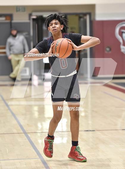 Thumbnail 3 in La Quinta vs. Dana Hills (Rancho Mirage Holiday Invitational) photogallery.