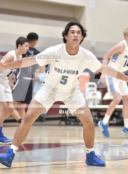 Thumbnail 2 in La Quinta vs. Dana Hills (Rancho Mirage Holiday Invitational) photogallery.