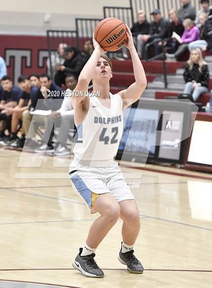 Thumbnail 3 in La Quinta vs. Dana Hills (Rancho Mirage Holiday Invitational) photogallery.
