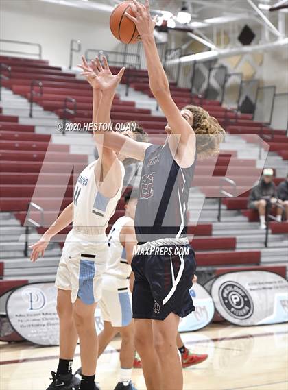 Thumbnail 3 in La Quinta vs. Dana Hills (Rancho Mirage Holiday Invitational) photogallery.