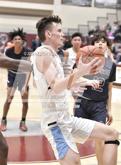 Thumbnail 1 in La Quinta vs. Dana Hills (Rancho Mirage Holiday Invitational) photogallery.