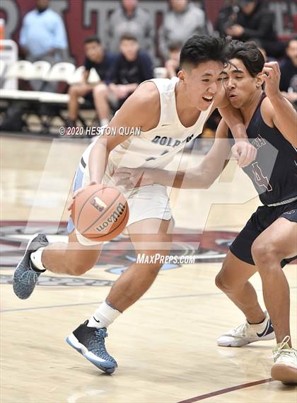 Thumbnail 1 in La Quinta vs. Dana Hills (Rancho Mirage Holiday Invitational) photogallery.