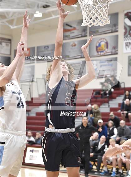 Thumbnail 1 in La Quinta vs. Dana Hills (Rancho Mirage Holiday Invitational) photogallery.