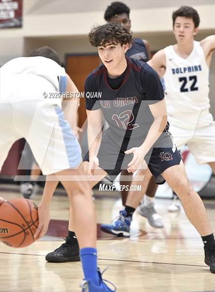Thumbnail 1 in La Quinta vs. Dana Hills (Rancho Mirage Holiday Invitational) photogallery.
