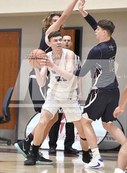 Thumbnail 3 in La Quinta vs. Dana Hills (Rancho Mirage Holiday Invitational) photogallery.