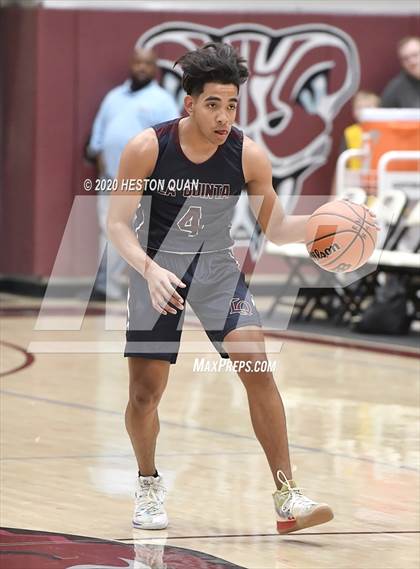 Thumbnail 2 in La Quinta vs. Dana Hills (Rancho Mirage Holiday Invitational) photogallery.
