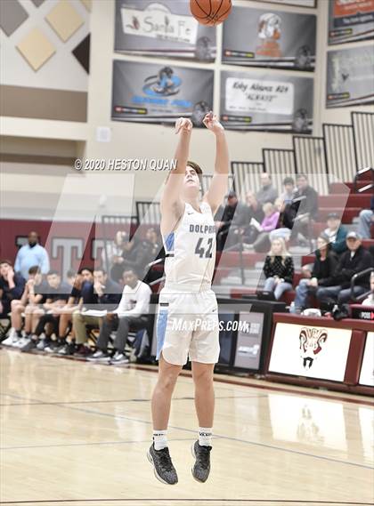 Thumbnail 3 in La Quinta vs. Dana Hills (Rancho Mirage Holiday Invitational) photogallery.
