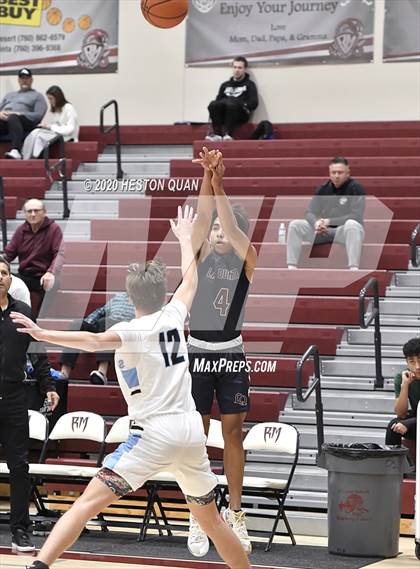 Thumbnail 1 in La Quinta vs. Dana Hills (Rancho Mirage Holiday Invitational) photogallery.