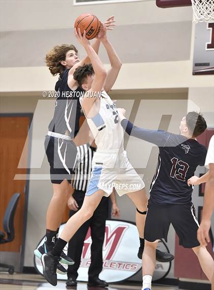 Thumbnail 1 in La Quinta vs. Dana Hills (Rancho Mirage Holiday Invitational) photogallery.