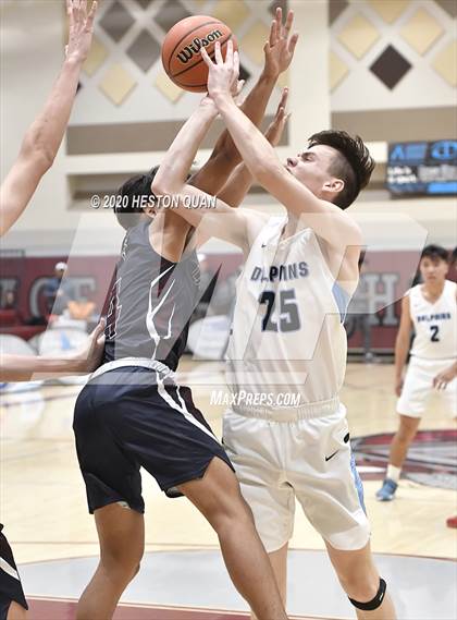 Thumbnail 2 in La Quinta vs. Dana Hills (Rancho Mirage Holiday Invitational) photogallery.