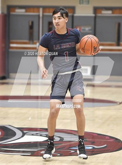 Thumbnail 2 in La Quinta vs. Dana Hills (Rancho Mirage Holiday Invitational) photogallery.