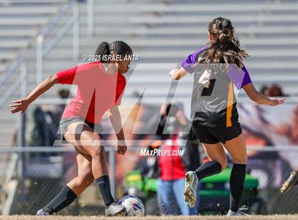 Thumbnail 2 in Hoke County vs Jack Britt (Kicking for Cancer Jamboree) photogallery.