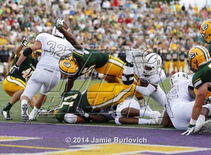 Thumbnail 3 in St. Edward vs. Gilman photogallery.
