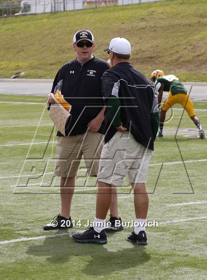 Thumbnail 3 in St. Edward vs. Gilman photogallery.