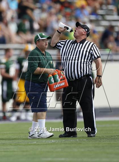 Thumbnail 1 in St. Edward vs. Gilman photogallery.