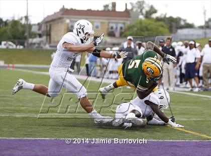 Thumbnail 2 in St. Edward vs. Gilman photogallery.